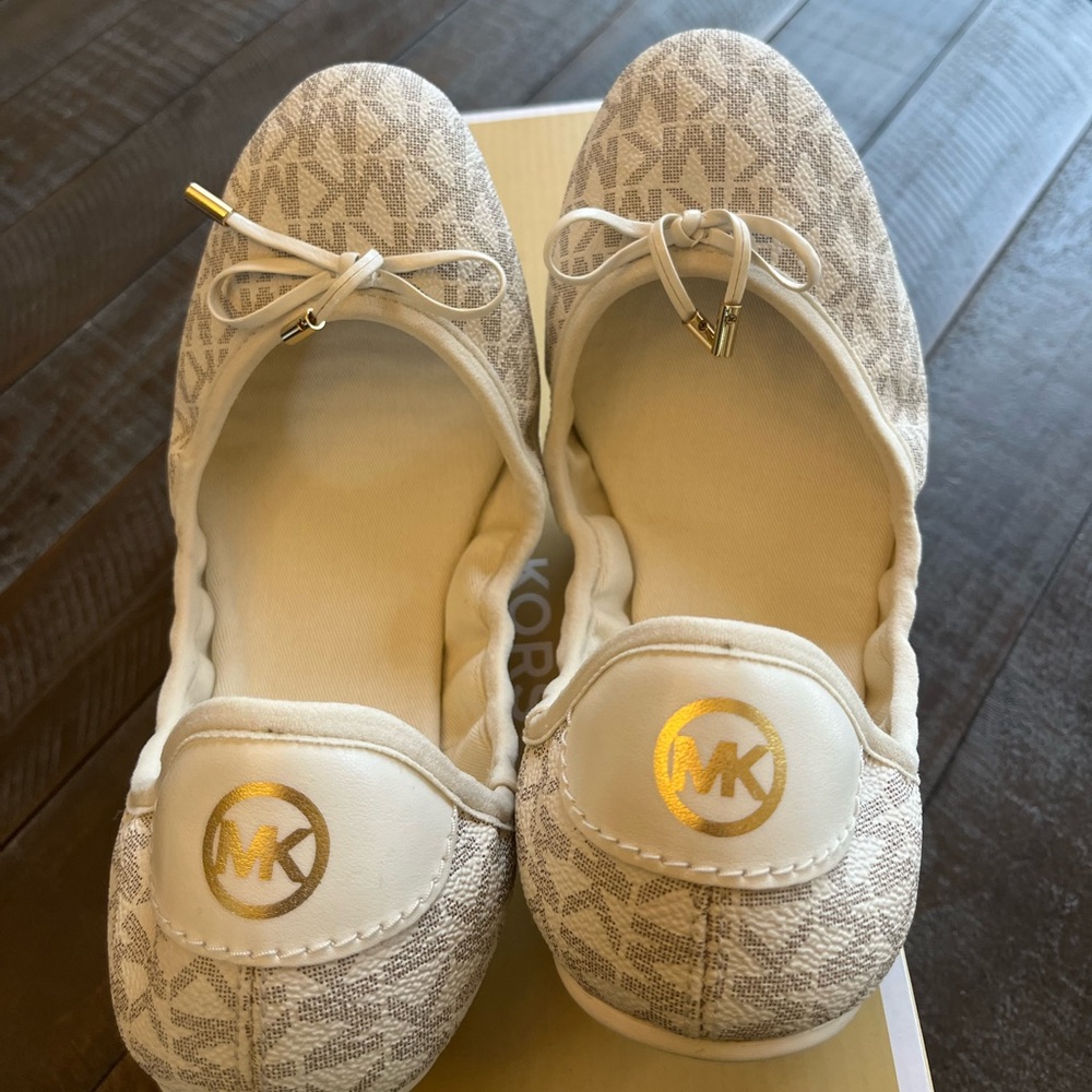 Michael Kors MK City Ballet shoes - Brand New!